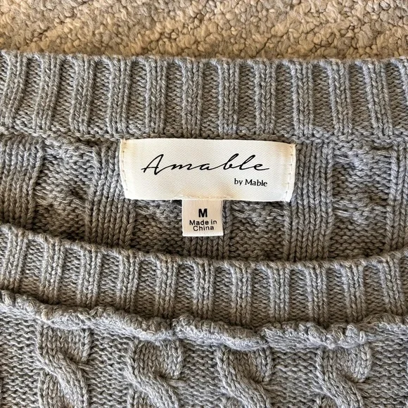 AMABLE CABLE KNIT CROP SWEATER - Picture 3 of 5